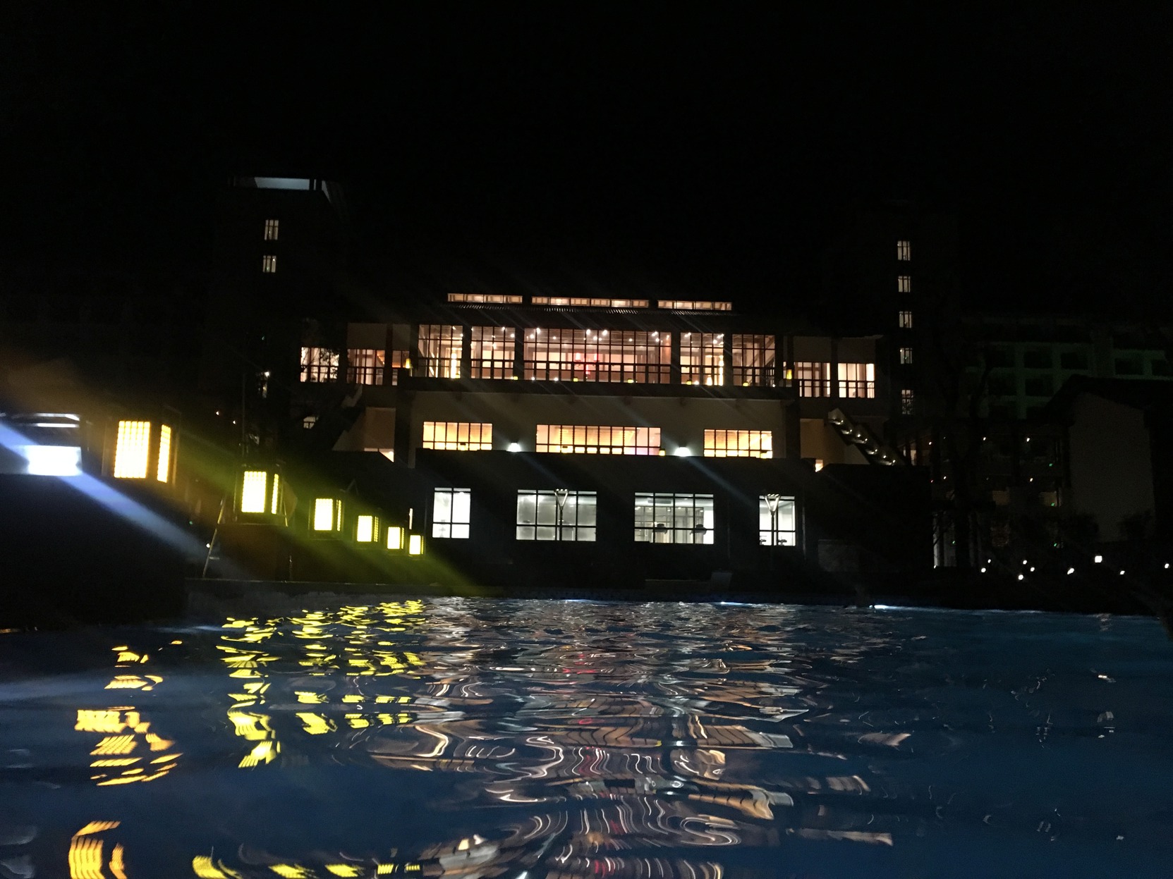 BJG Swan Lake Hot Spring Hotel 5*