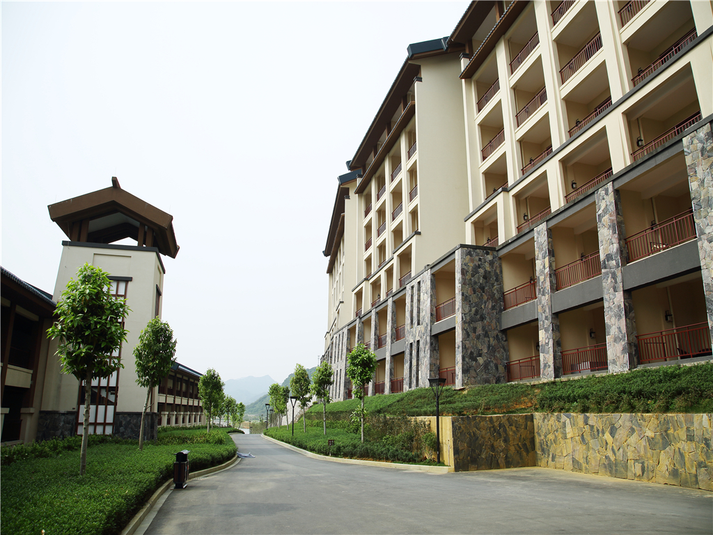 BJG Swan Lake Hot Spring Hotel 5*