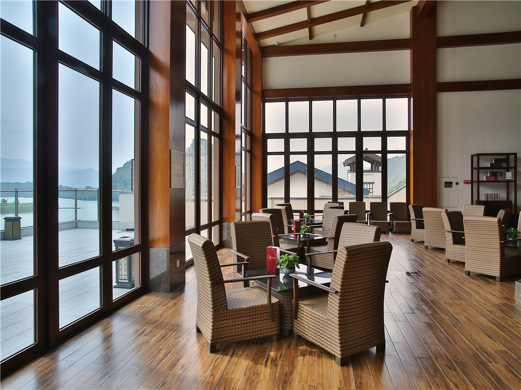BJG Swan Lake Hot Spring Hotel 5*