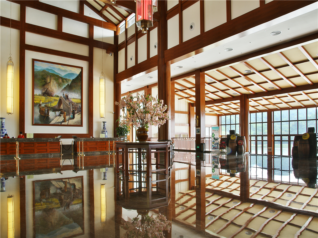 BJG Swan Lake Hot Spring Hotel 5*