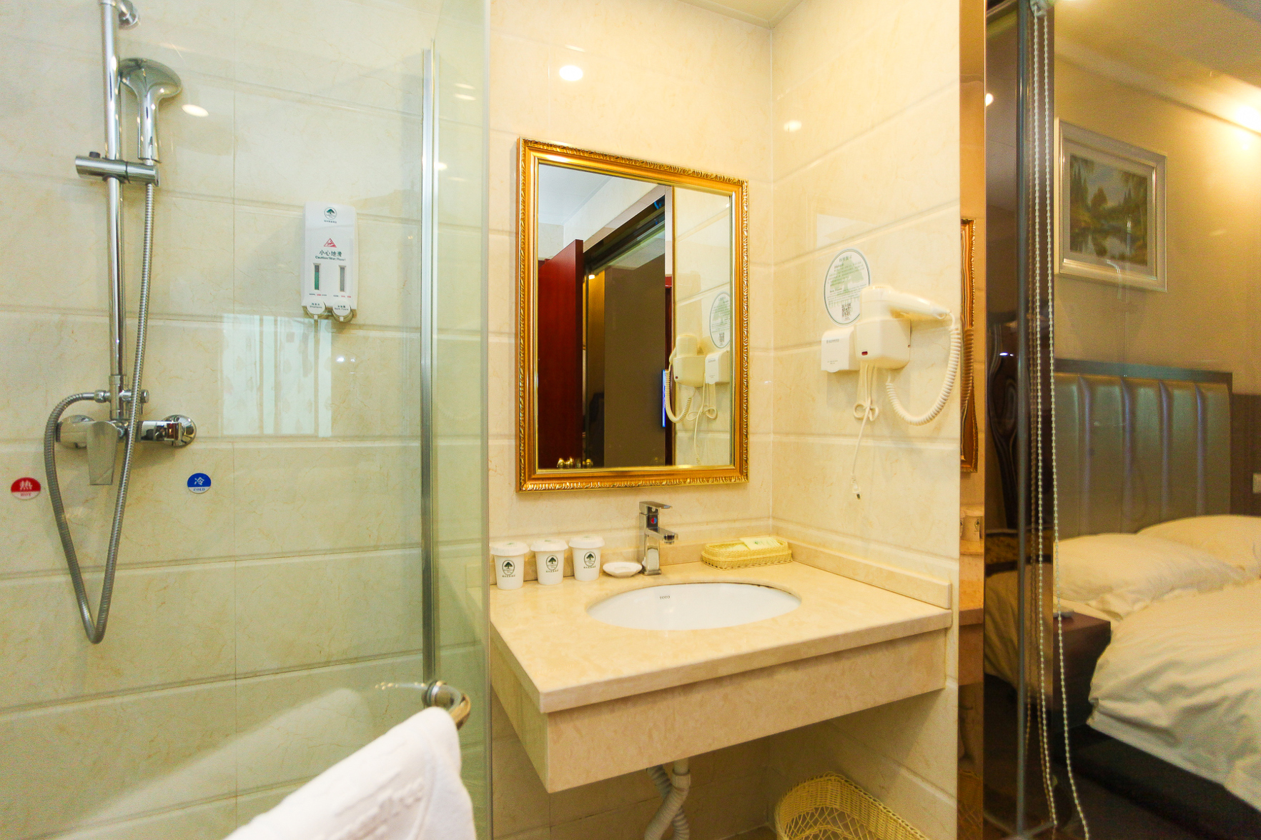 GreenTree Inn JiangSu Wuxi Jiangyin City Qingyang Town Fuqian Road Express Hotel 2*