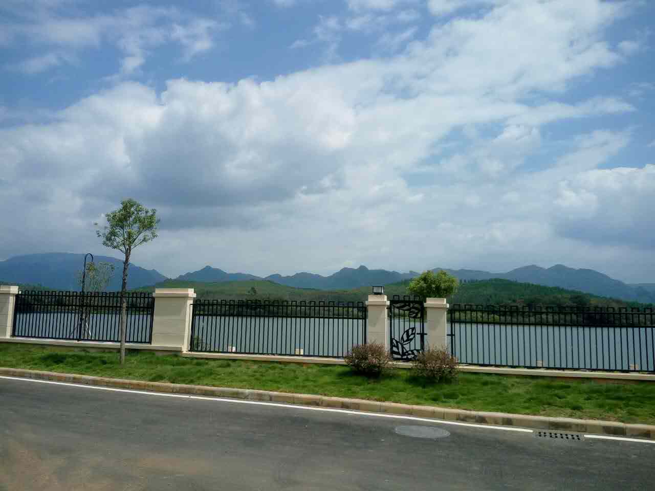 Baodun Lake Hushan Hot Spring Resort 5*