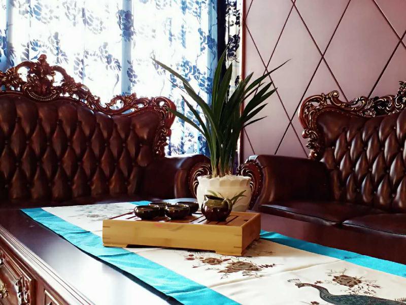 Jun Yi Hotel 3*