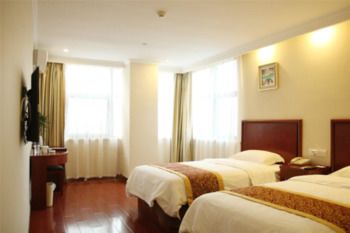 GreenTree Inn Nanning Langdong Hotel 2*