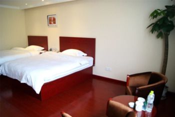 GreenTree Inn Nanning Langdong Hotel 2*