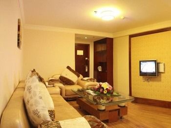 GreenTree Inn Nanning Langdong Hotel 2*