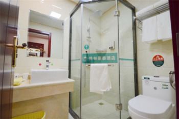 GreenTree Inn Nanning Langdong Hotel 2*