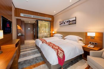 Zhuhai Meiqiu Fino Hotel (Qianshan Huanyucheng Branch) 4*