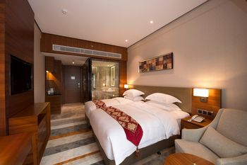 Zhuhai Meiqiu Fino Hotel (Qianshan Huanyucheng Branch) 4*