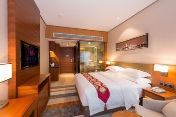 Zhuhai Meiqiu Fino Hotel (Qianshan Huanyucheng Branch) 4*