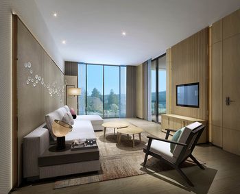 Crowne Plaza Nanchang Wanli 5*