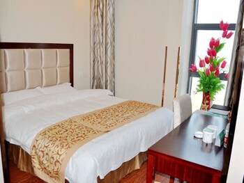 GreenTree Inn (Yancheng West Passenger Station Damagou Ecological Park ) 2*