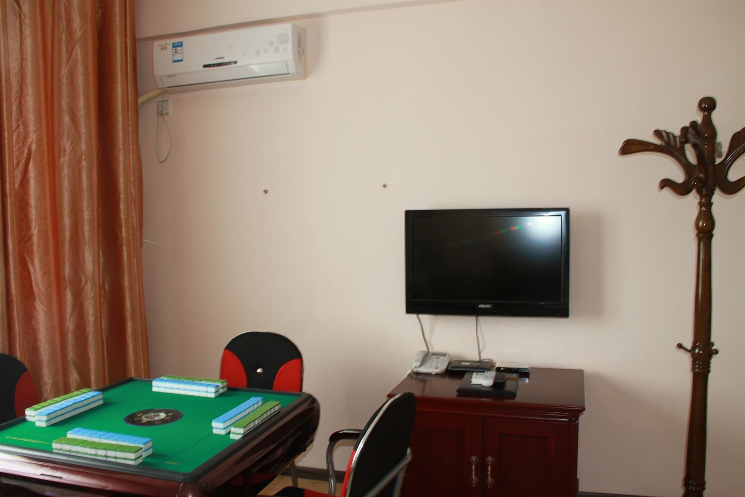 Qiuboxi Hotel 2*
