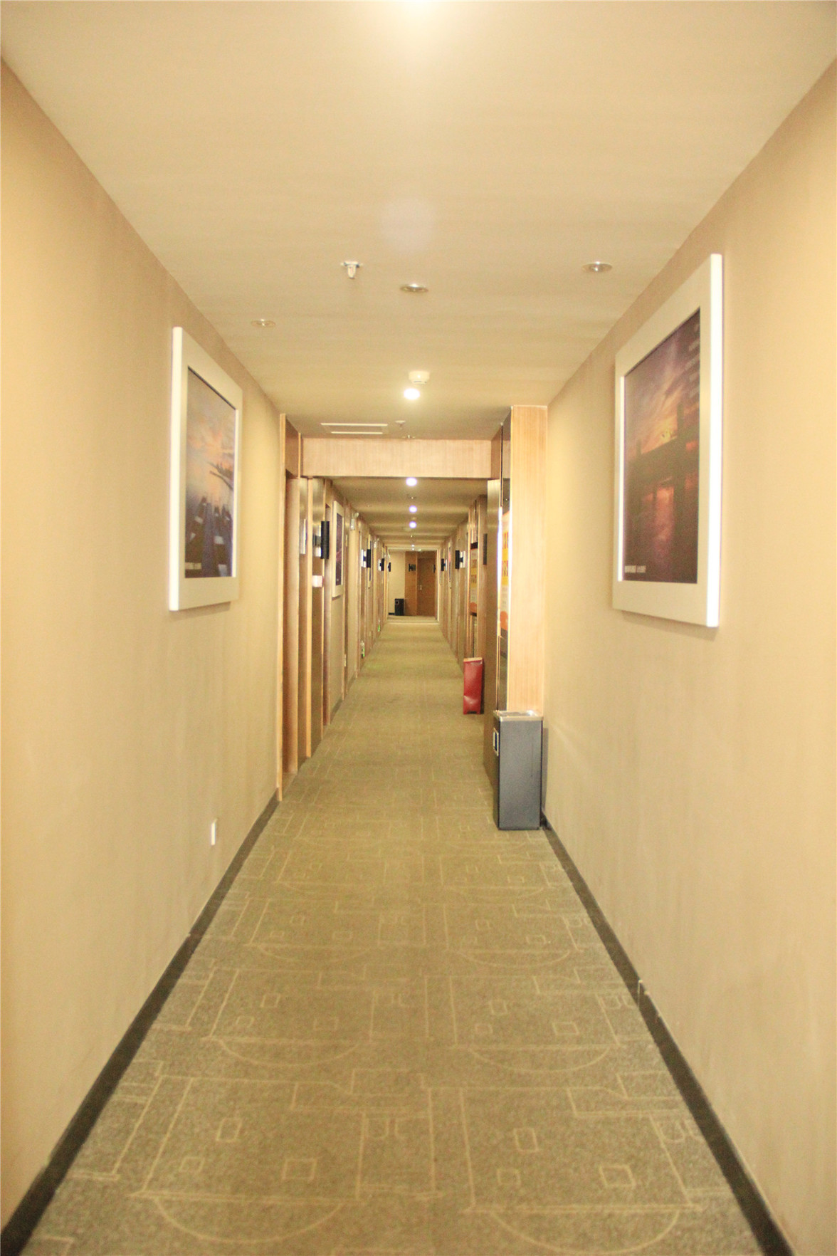 Yeste Hotel (Nanning Shanglin Store) 3*