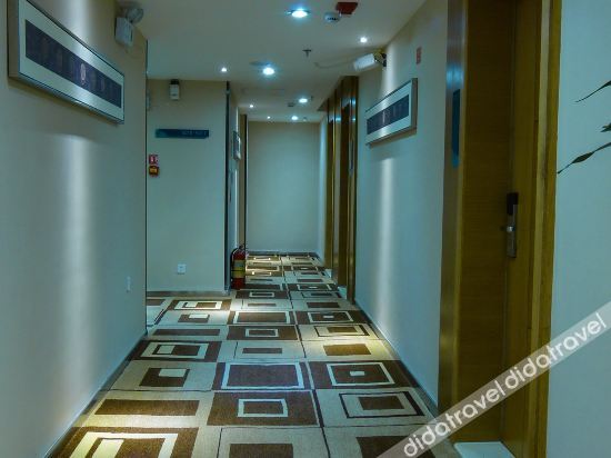 City Comfort Inn Hotel (Shanglin Longhu) 2*