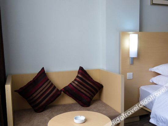 City Comfort Inn Hotel (Shanglin Longhu) 2*