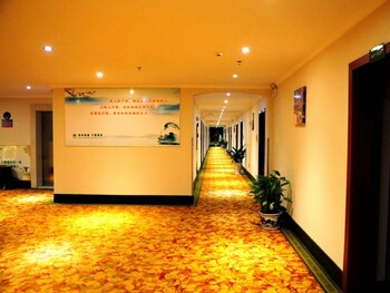 GreenTree Inn Yancheng Dongtai Jianggang Yingbin Road Gangcheng Avenue 2*