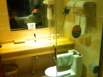 GreenTree Inn Yancheng Dongtai Jianggang Yingbin Road Gangcheng Avenue 2*