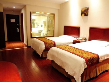 GreenTree Inn Yancheng Dongtai Jianggang Yingbin Road Gangcheng Avenue 2*