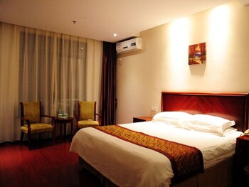 GreenTree Inn Yancheng Dongtai Jianggang Yingbin Road Gangcheng Avenue 2*