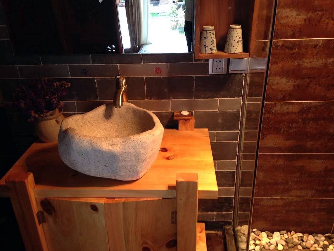 Cabin 7 Inn 3*