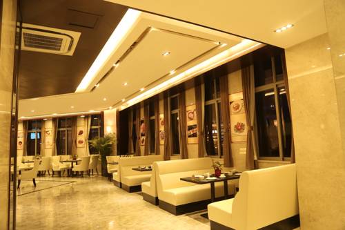 BaiLing Nicesoe Hotel (Guiyang Spray Pool Zilinan) 0*