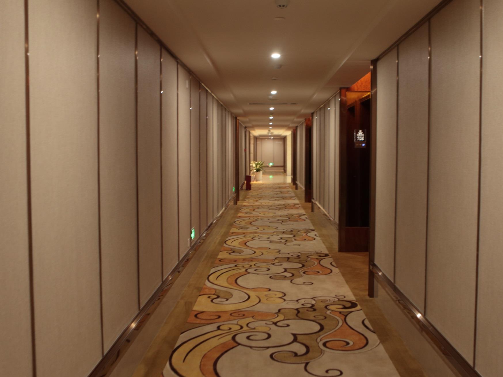 Bolailitai Hotel (Foshan Jinshazhou Jinbotiandi Branch) 3*