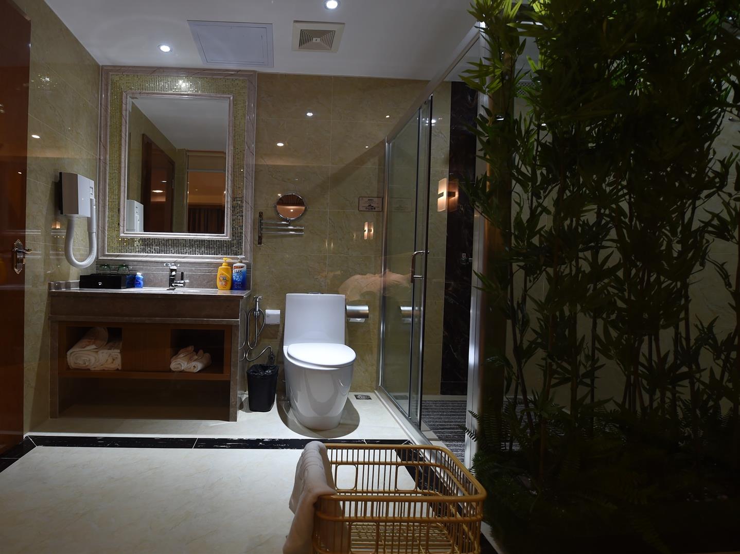 Bolailitai Hotel (Foshan Jinshazhou Jinbotiandi Branch) 3*