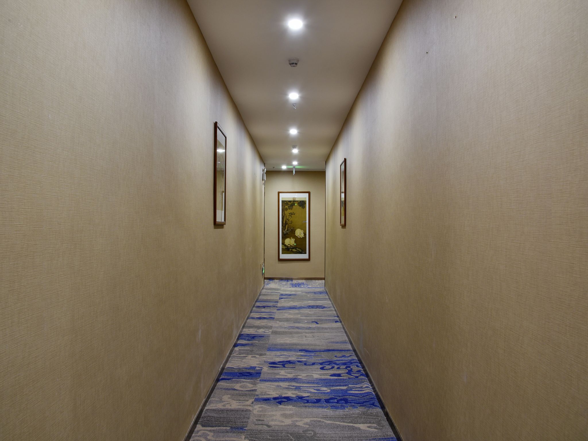 Buckton Boutique Hotel (Shenzhen Dongmen Pedestrian Street Shaibu Subway Station) 2*