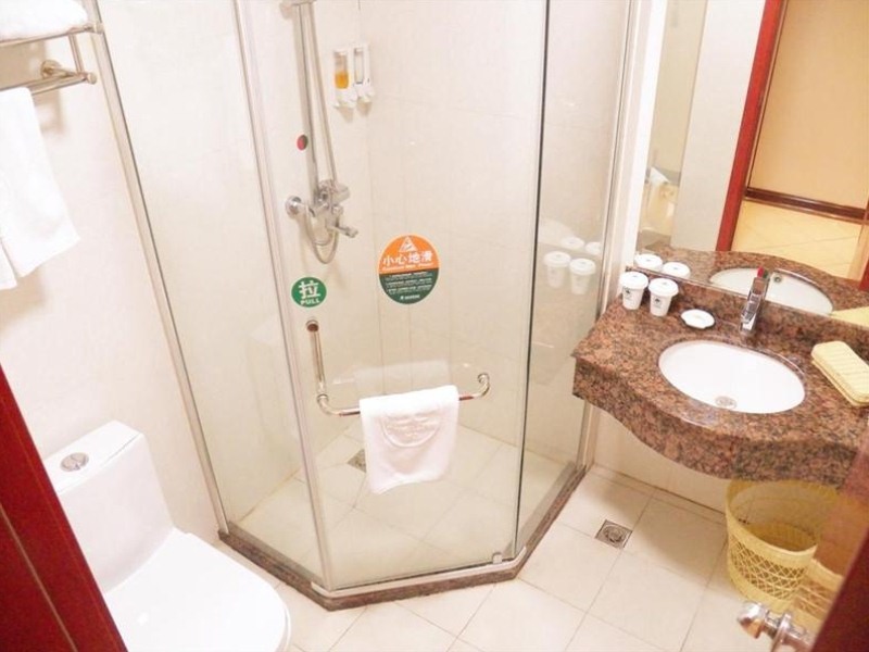 GreenTree Inn Jiangsu Yangzhou Jiangdu Development Zone Daqiao Town Express Hotel 2*