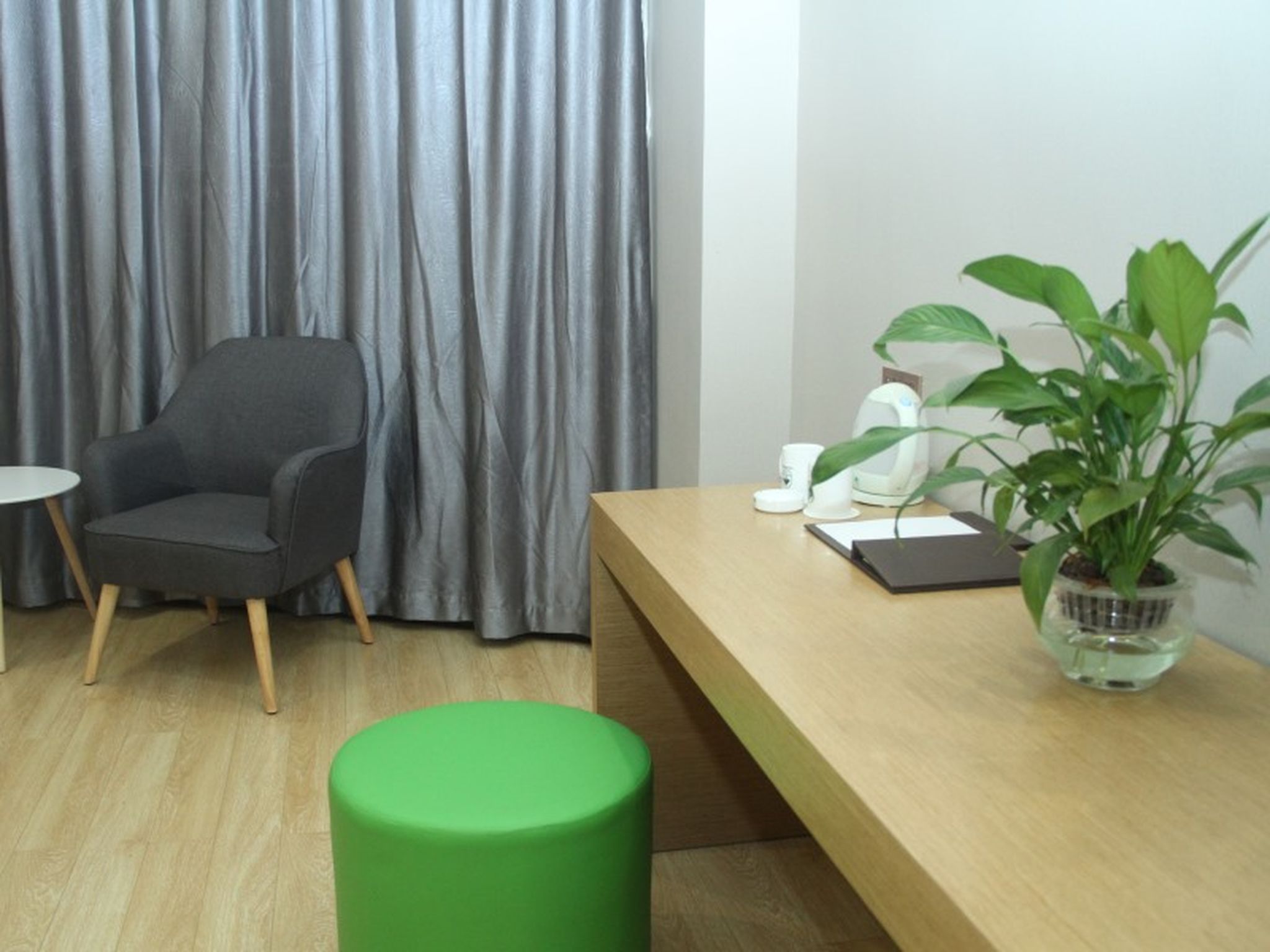 GreenTree Inn Lvliang Xiaoyi City Fuqian Street Hotel 2*