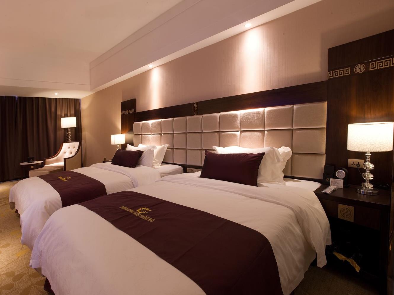 Jinxuan International Hotel (Guilin Railway Station Liangjiang Sihu Branch) 3*