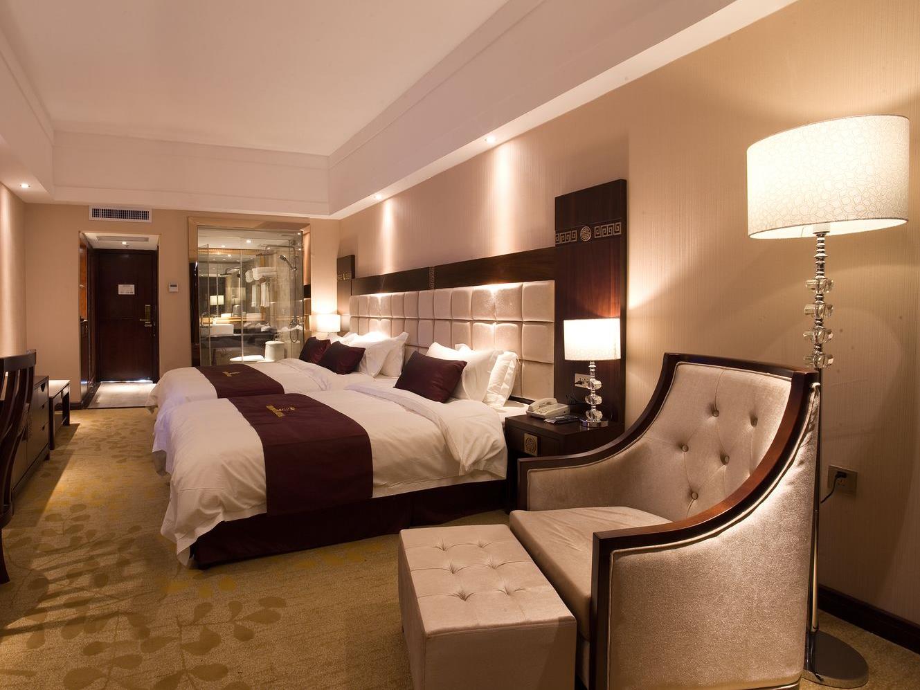 Jinxuan International Hotel (Guilin Railway Station Liangjiang Sihu Branch) 3*