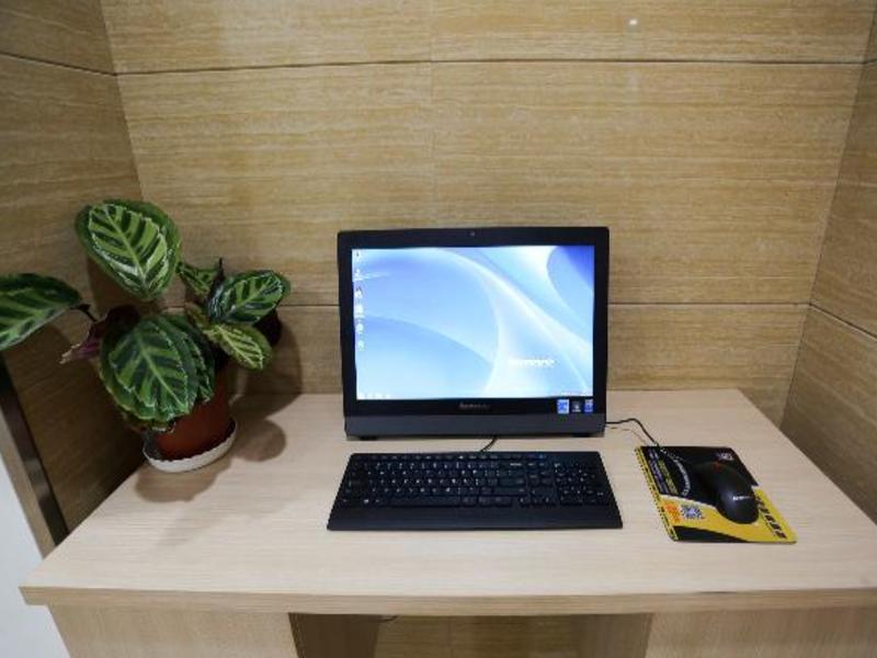 7Days Inn Chain Hotel (Xi'an West Shaomen Laodong Road Subway Station) 2*