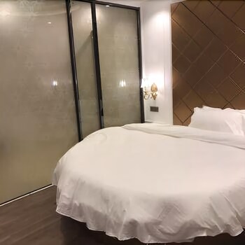 Junhua Hotel (Shantou University Road Branch) 3*