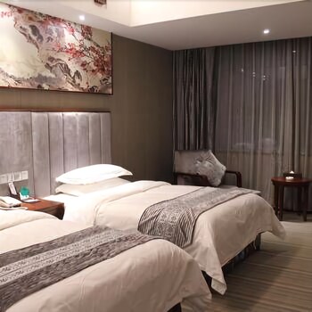 Qiao Xiangxi Hotel 3*