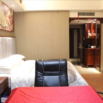Qiao Xiangxi Hotel 3*