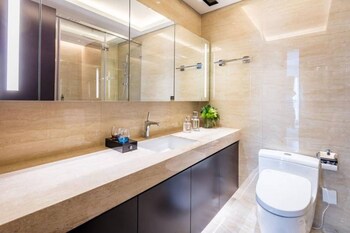 Platinum Stearns Hotel 0*