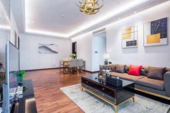 Platinum Stearns Hotel 0*