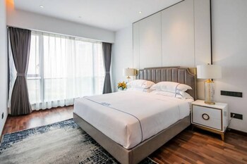 Platinum Stearns Hotel 0*