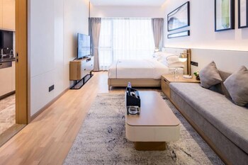 Platinum Stearns Hotel 0*
