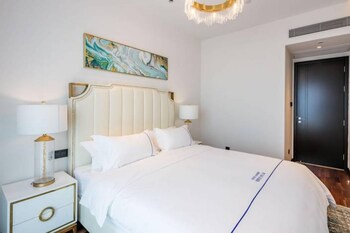 Platinum Stearns Hotel 0*