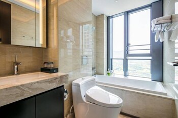 Platinum Stearns Hotel 0*