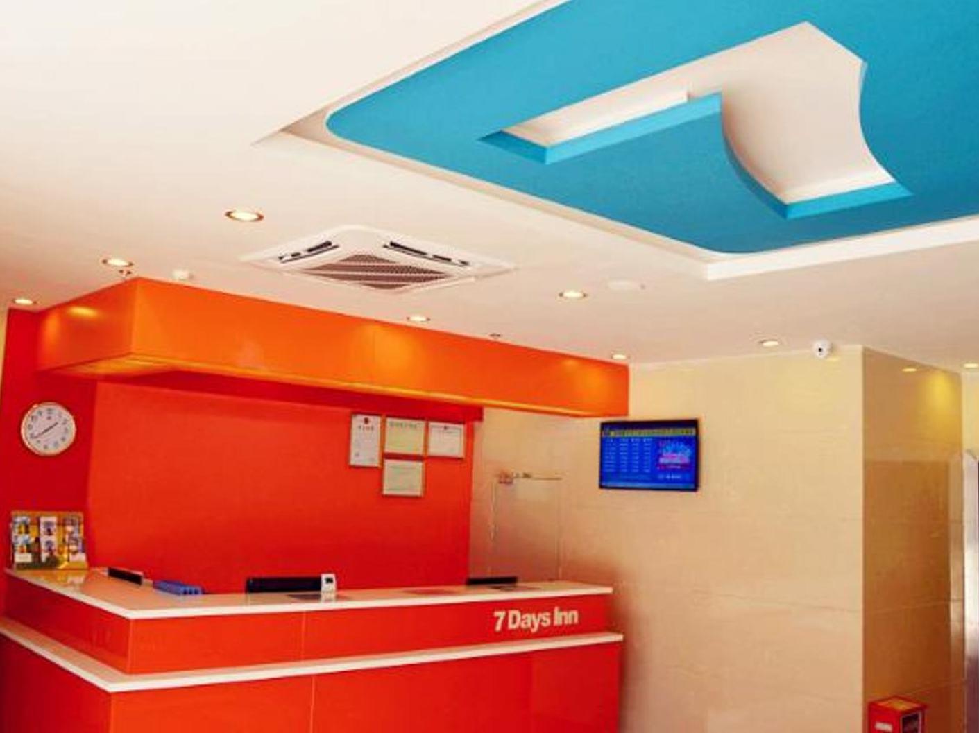 7Days Inn chain hotel (Dongguan Liaobu Walmart) 2*