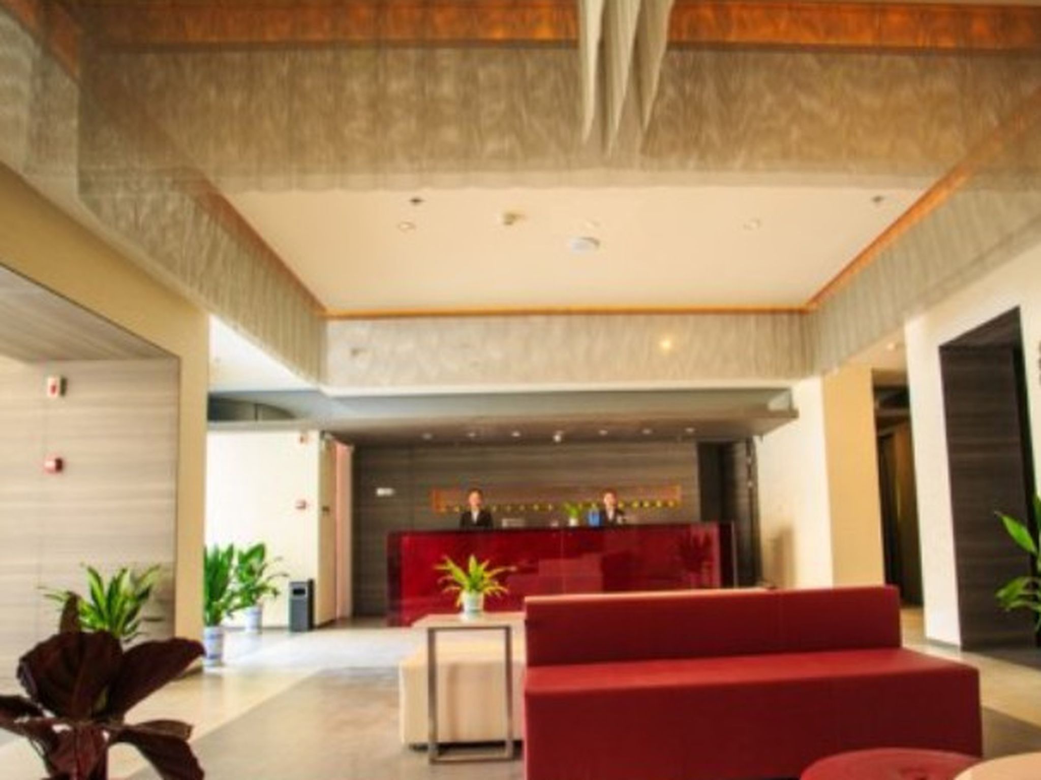 Jinjiang Inn Select (Hubei University of Economics Branch, Wuhan Media College Branch) 3*