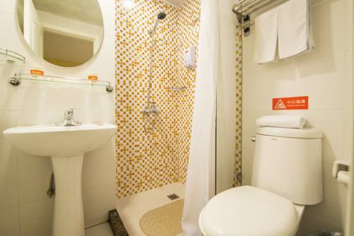 Homeinn · neo (Suzhou Fengqiao Road Hanshan Temple) 2*