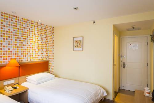Homeinn · neo (Suzhou Fengqiao Road Hanshan Temple) 2*