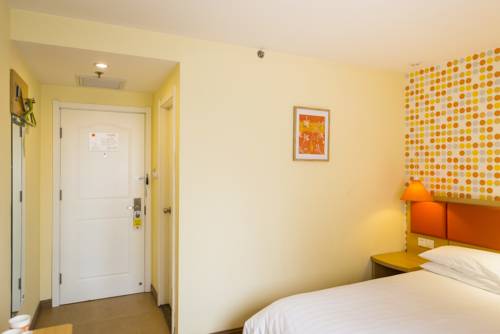 Homeinn · neo (Suzhou Fengqiao Road Hanshan Temple) 2*