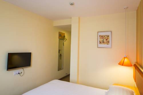 Homeinn · neo (Suzhou Fengqiao Road Hanshan Temple) 2*
