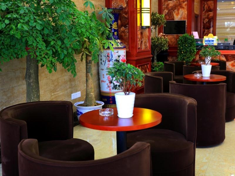 GreenTree Inn Jiangxi Jiujiang Railway Station Front Hongxiang Business Hotel 2*